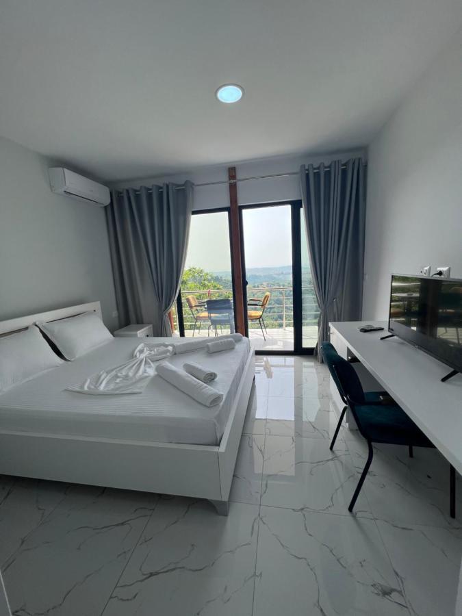 Restorant Hotel Xheni Draç Kültér fotó