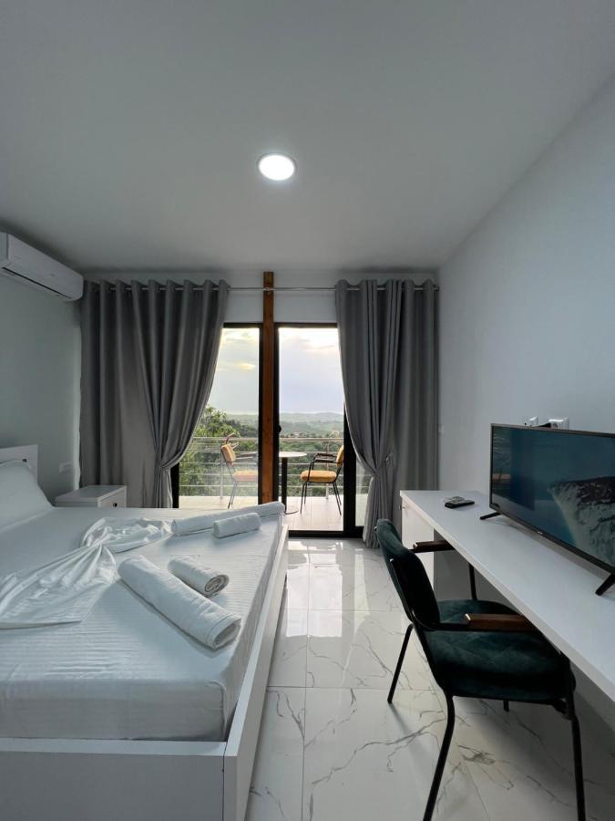 Restorant Hotel Xheni Draç Kültér fotó