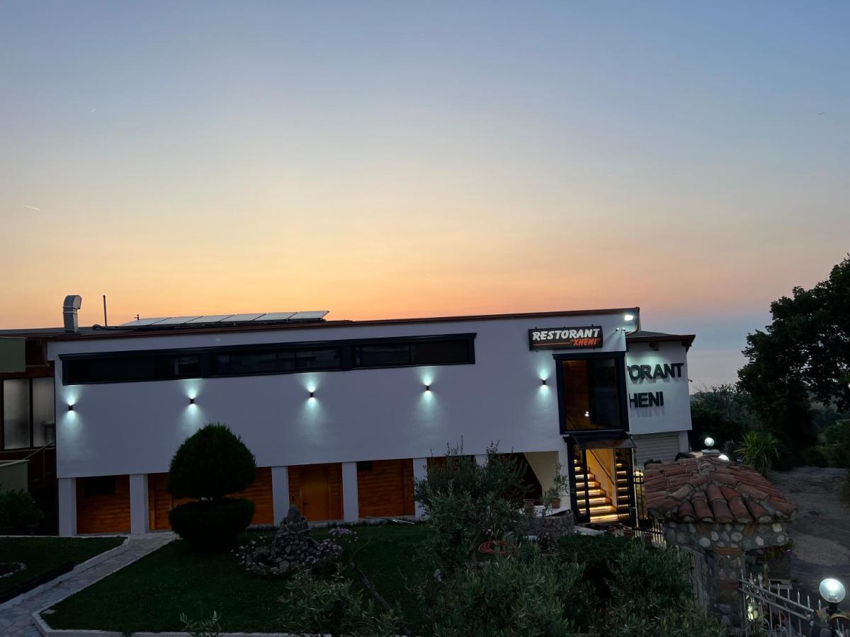 Restorant Hotel Xheni Draç Kültér fotó